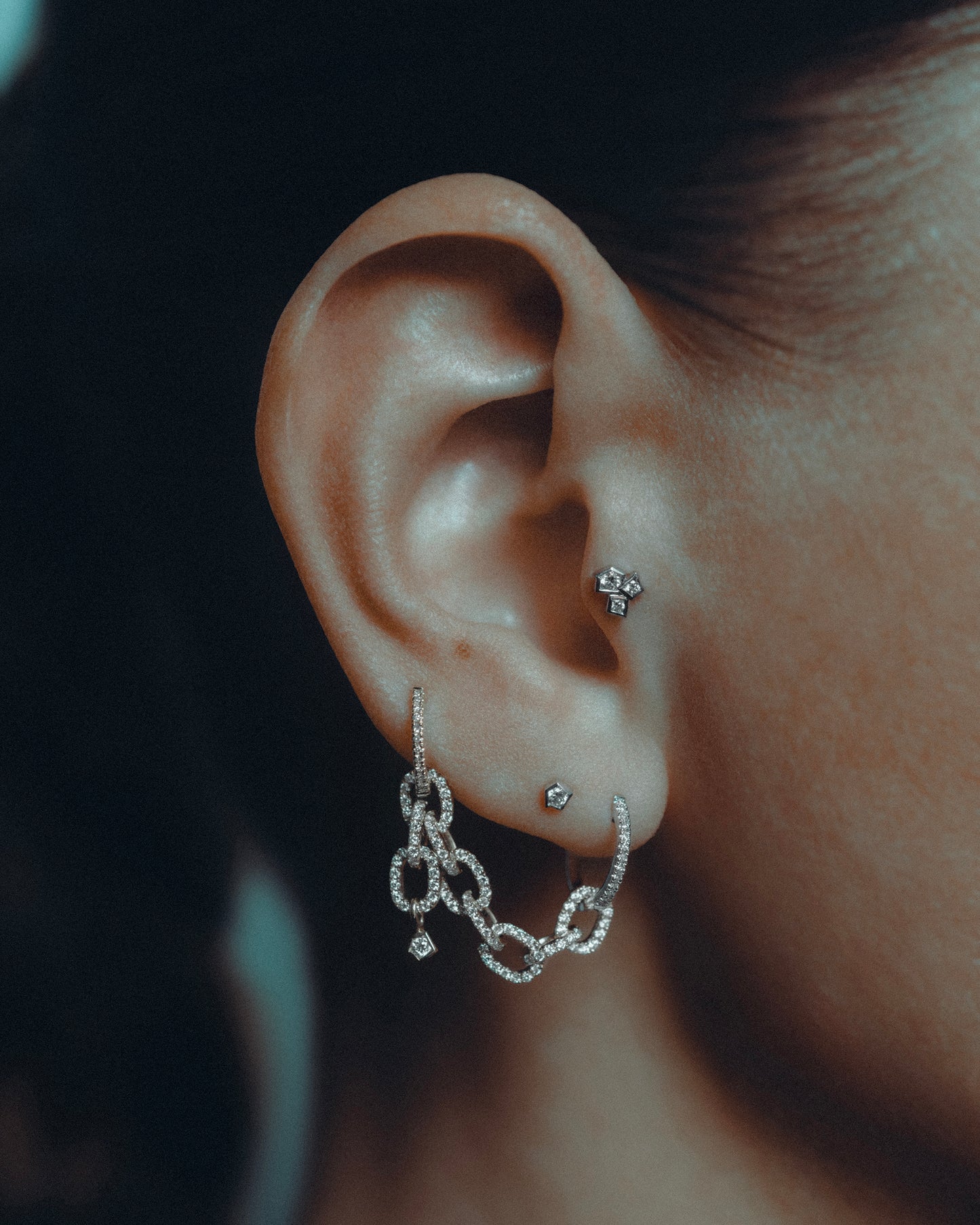 ECHO LABRET - WHITE LAB DIAMOND & WHITE GOLD