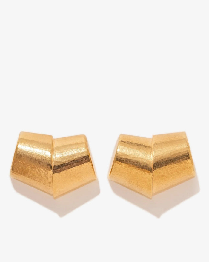 Oblique earrings in gold vermeil.