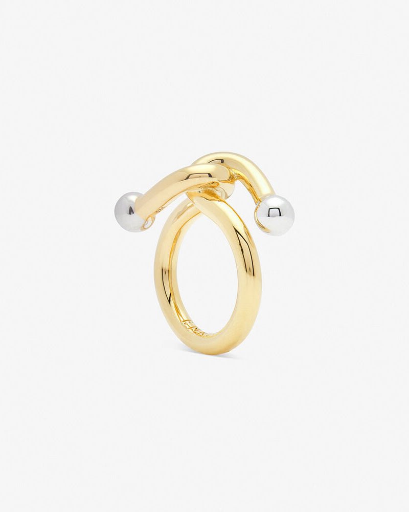 Falcat ring