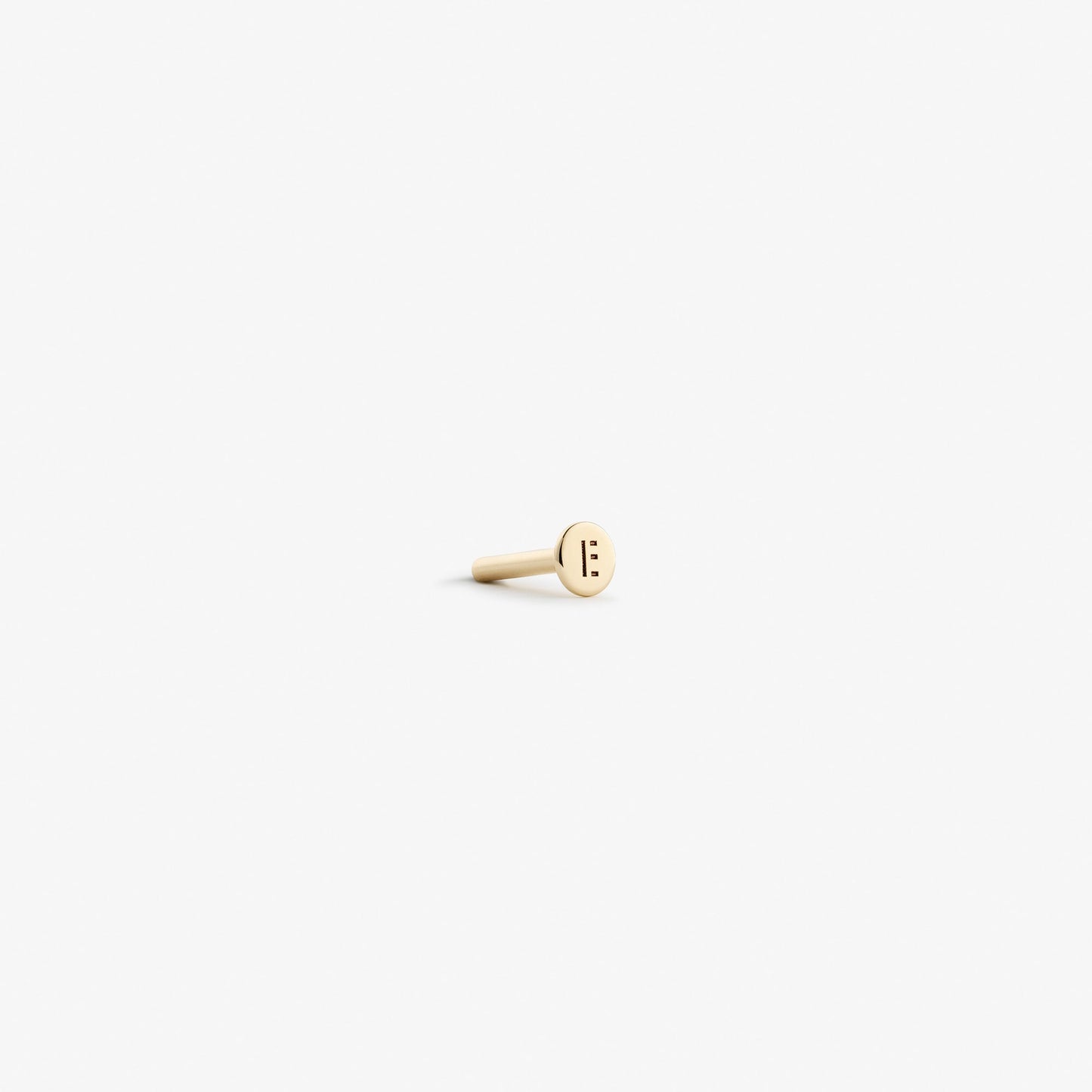 HIP TO BE SQUARE LABRET YELLOW GOLD + piercing