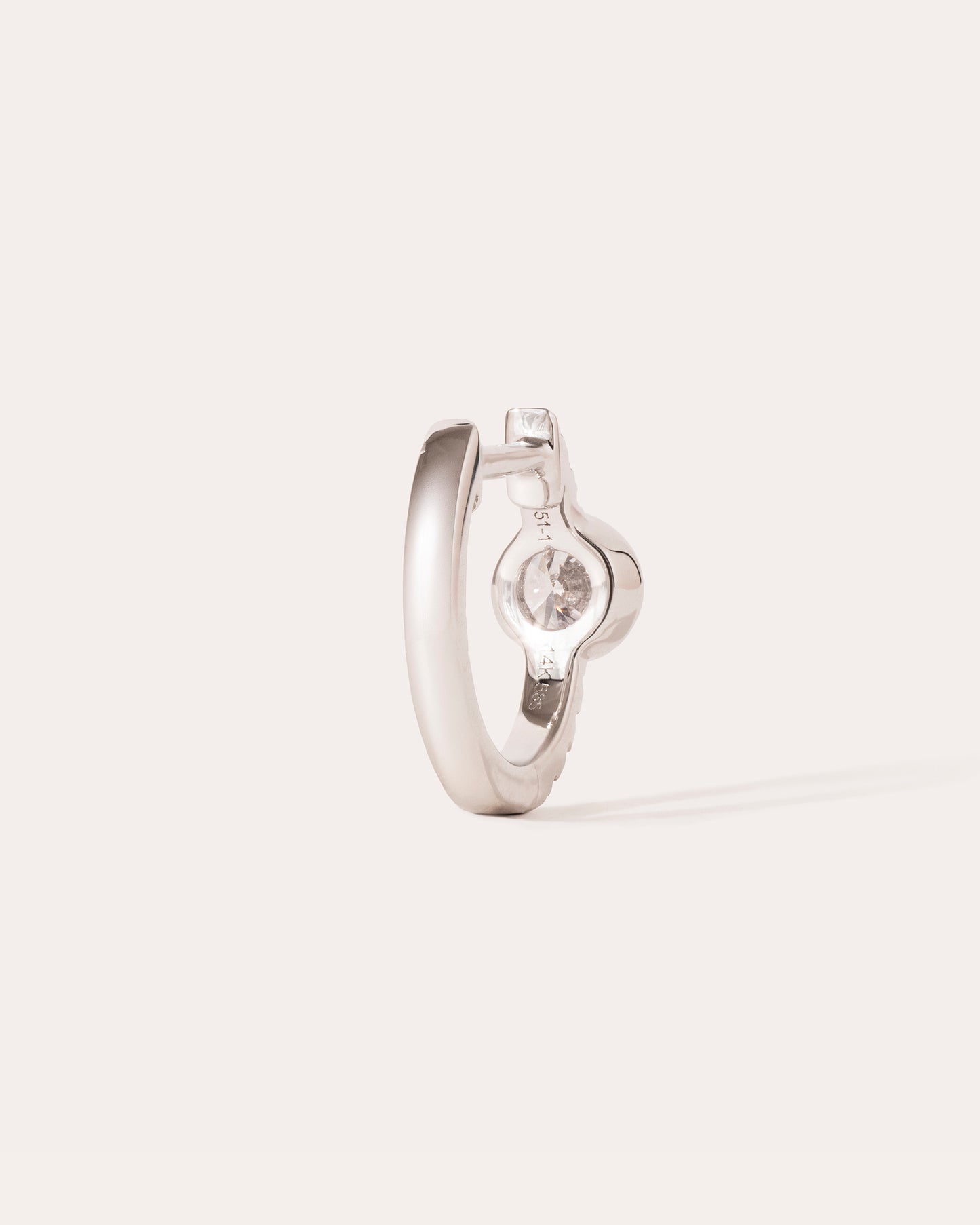 DOT DIAMOND HOOP - WHITE DIAMOND & PLAIN WHITE GOLD - 11mm