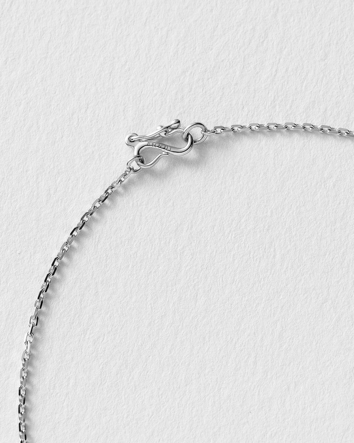 DIAMOND CUT NECKLACE - WG - clasp