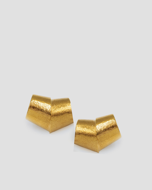 Oblique earrings gold