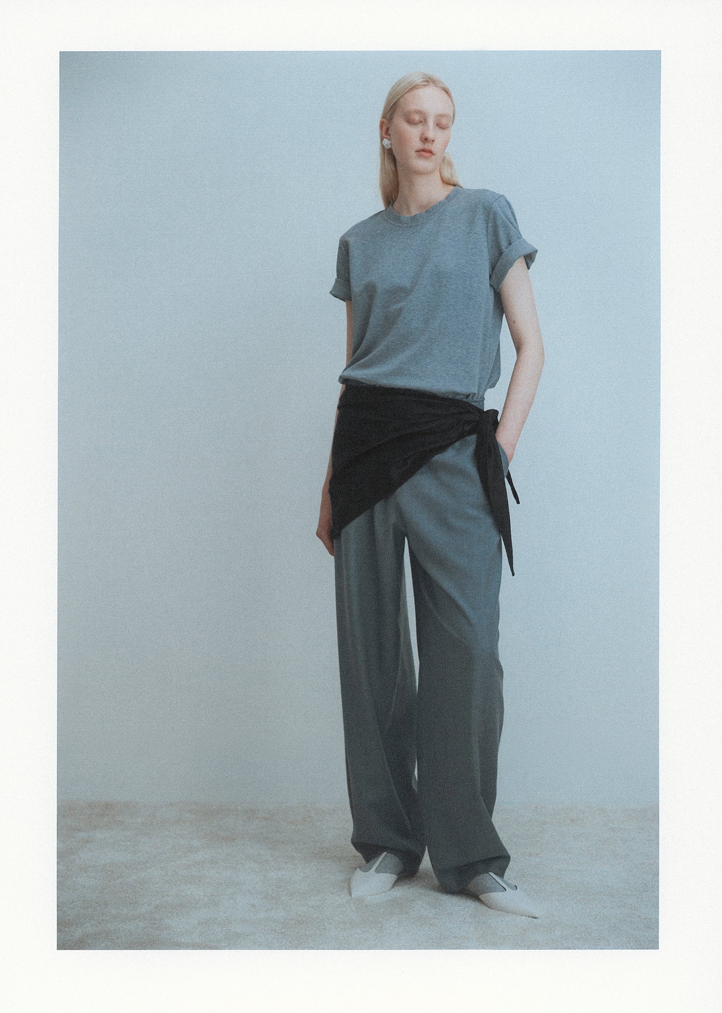 THE BODY WRAP TRIANGLE SCARF