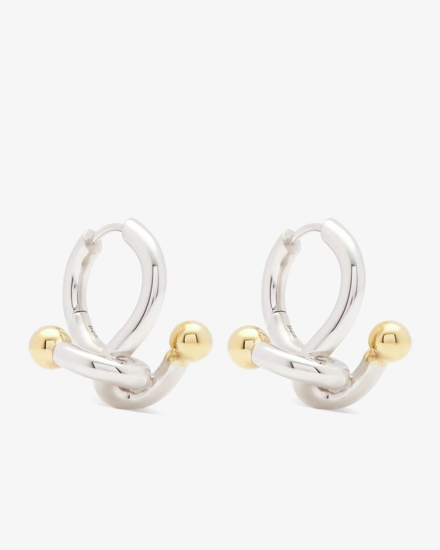 Falcat earrings in 925 silver.