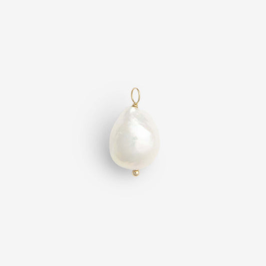 pearl pendant from ennui atelier