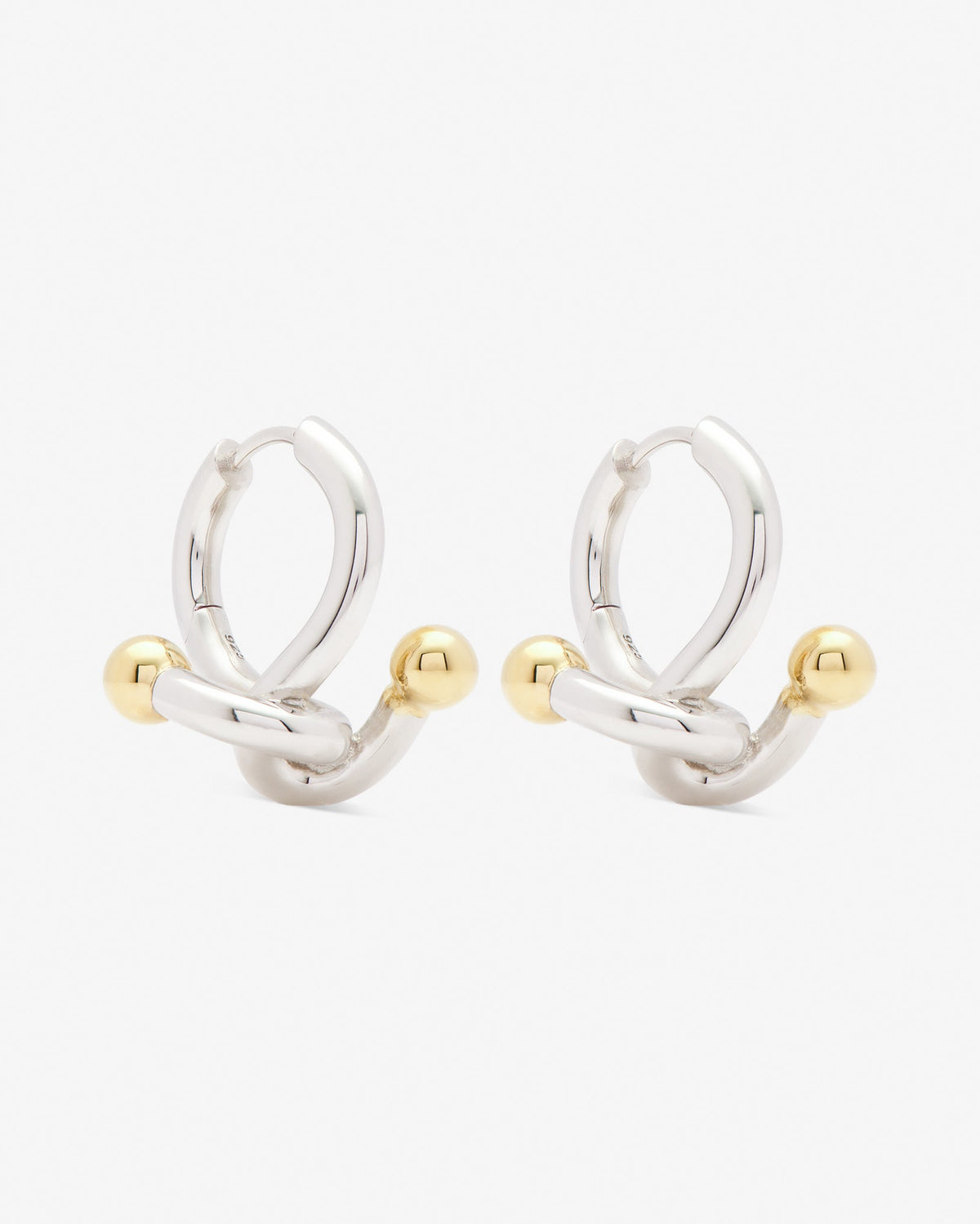 Falcat earring